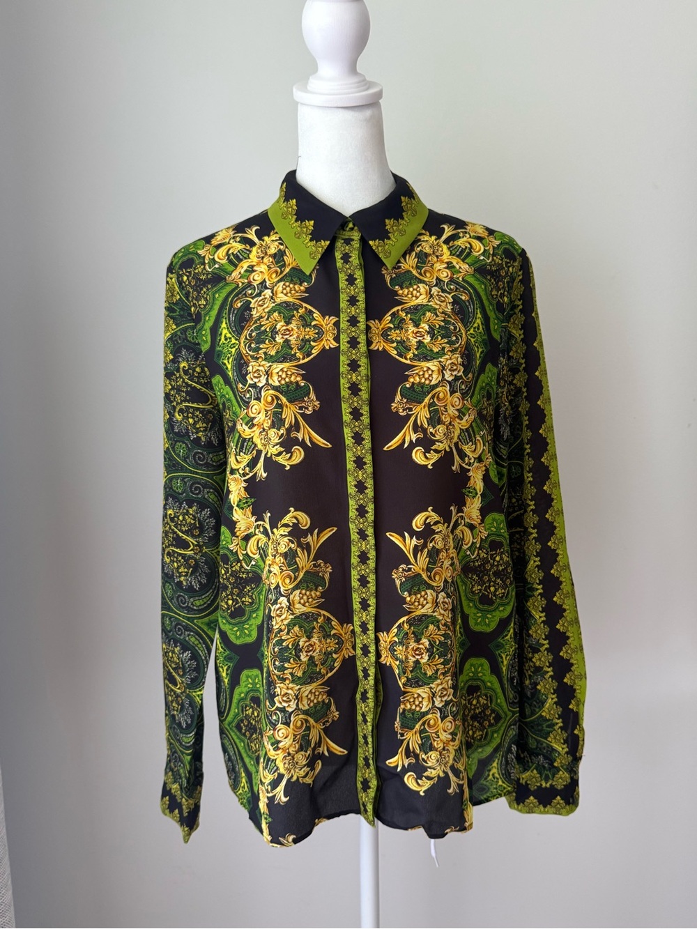 Alice + Olivia Black, Green & Gold Baroque-Print Button-Down Shirt M